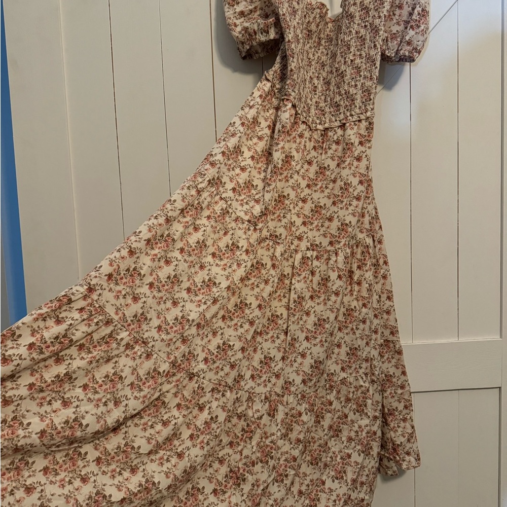 ARULA Cream Floral Maxi Dress (NWT) - Picture 4 of 8